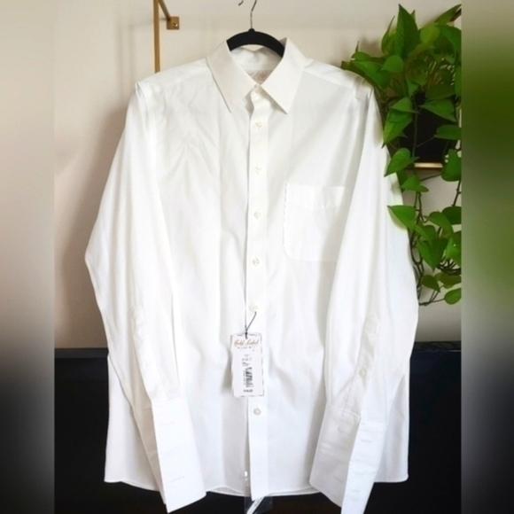 Other - NWT Men's White Dress Shirt Size 15.5